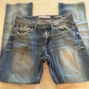 Guess Men's Light Blue Relaxed Jeans 32W